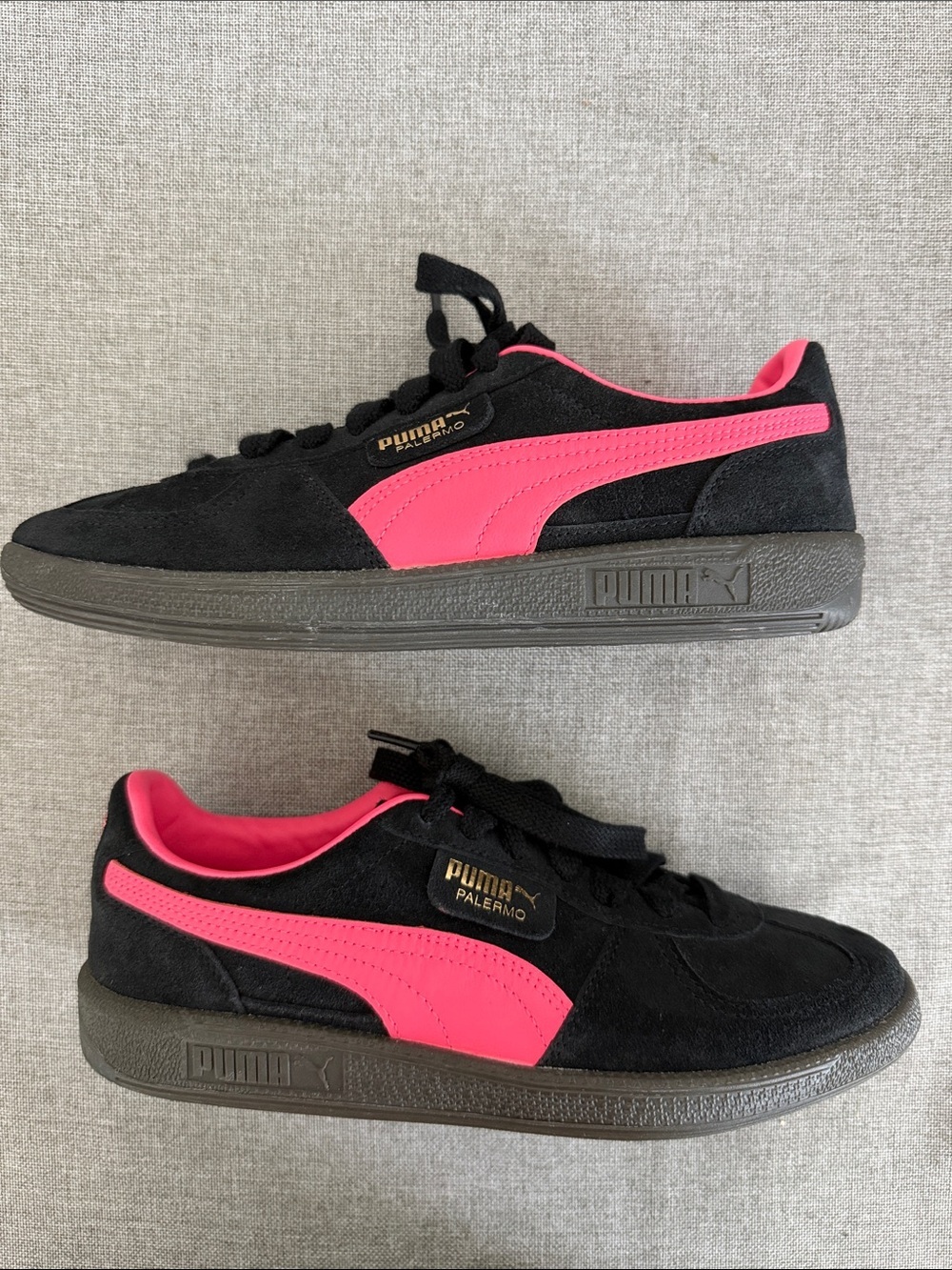 Puma Black Suede Sneakers with Pink Stripe NWOT - Picture 9 of 10